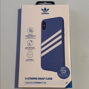 Adidas IPhone X/Xs 3-stripes Snap Case.